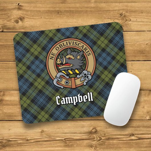 Campbell Wappen über Tartan Mousepad