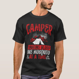 Camper, der Blut spendet, ein Moskito nach dem and T-Shirt