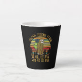 Camper-Geschenk | Vintages Sloth Wanderteam Geburt Milchtasse (Vorderseite)