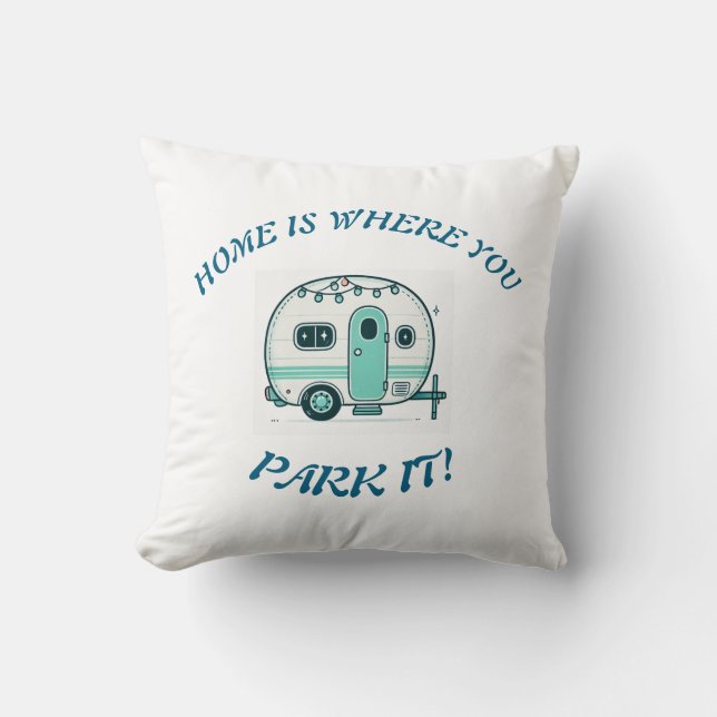 Camper Throw Pillow by Sommer Hamilton Kissen (Vorderseite)