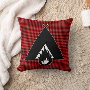 Campfire and Zent on Red and Black Checkerboard Kissen