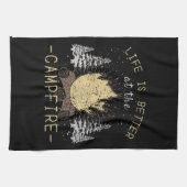 Campfire - Das Leben wird besser durch das Campfeu Geschirrtuch (Horizontal)