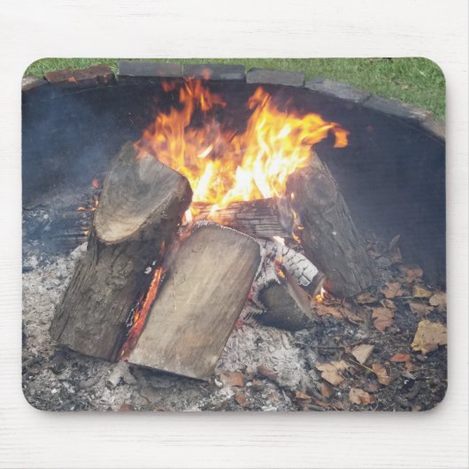 Campfire Mousepad (Vorne)