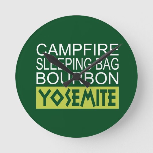 Campfire Schlaftasche Bourbon Yosemite Runde Wanduhr (Vorderseite)