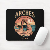 Camping Adventure Explorer-Arches National Mousepad (Mit Mouse)