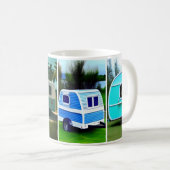 Camping-Anhänger mit 4 niedlichen aquamarinen Anhä Kaffeetasse (VorderseiteRechts)