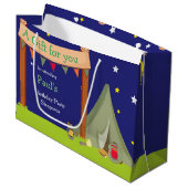 Camping Birthday Party Sleepover Khaki Green Große Geschenktüte (Vorderseite Schrägansicht)