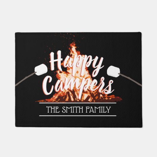 Camping Bonfire Happy Campers Familienname Fußmatte (Vorderseite)