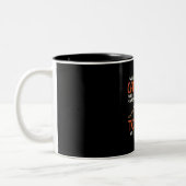 Camping Campfire und Marshmallows Zweifarbige Tasse (Links)