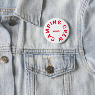 Camping-Crew Benutzerdefiniertes Jahr Retro Rot Button