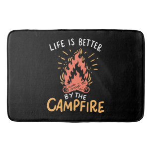 Camping - Das Leben ist besser am Lagerfeuer Badematte