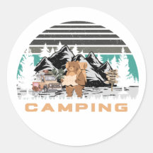 Camping-Design mit einem niedlichen Bär, einem Old