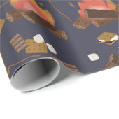 Camping Fire Outdoor Adventure & Marshmallows Geschenkpapier (Rolleneckpunkt)