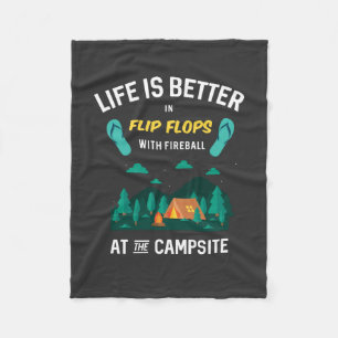 Camping - Flip Flops mit Fireball Fleecedecke
