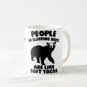 Camping Humor Bärenfutter Kaffeetasse (VorderseiteRechts)