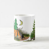 Camping im Wald mit Raccoon Funny Kaffeetasse (Mittel)