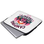 Camping ist meine Therapie Laptopschutzhülle (Vorne Knopf)