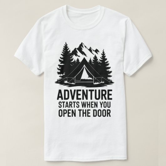 Camping Life Forest Tent Door Adventure Zitat T-Shirt (Design vorne)