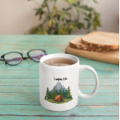 Camping Life mit einem Zelt im Wald Kaffeetasse