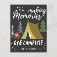 Camping macht Erinnerungen zu einem Campingplatz