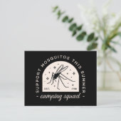 Camping mosquito funny camp squad sarcastic quotes postkarte (Stehend Vorderseite)