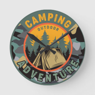 Camping Outdoor Adventure Runde Wanduhr