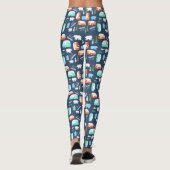 Camping RV Retro Camper Navy Blue Muster Leggings (Rückseite)