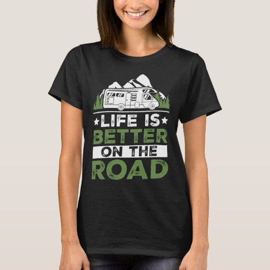 Camping Trailer On The Road Camper T-Shirt (Vorderseite)