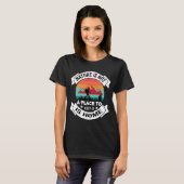 Camping und Abenteuer Funny T-Shirt (Vorne ganz)