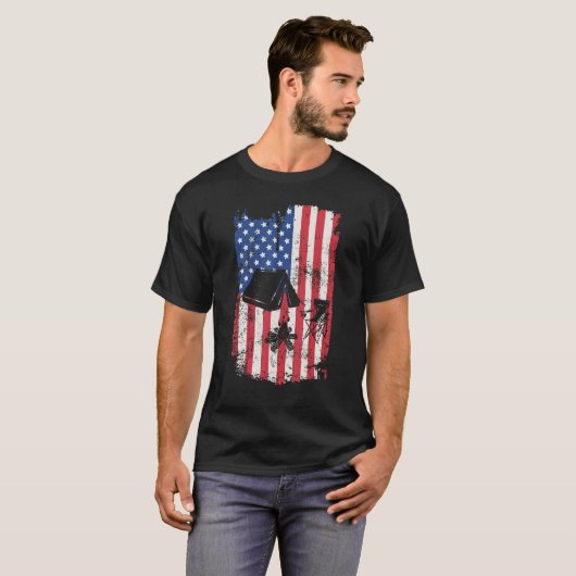 Camping USA American flag 4th Of July Outdoor Camp T-Shirt (Vorne ganz)