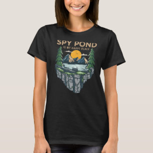 Camping zum Angeln mein glücklicher Ort Spy Pond T-Shirt