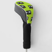 Campinganhänger auf grün golf headcover (angewinkelt)