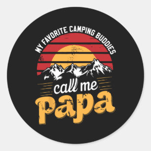 Campingfreunde nennen Papa Humor Vater Opa Vater Runder Aufkleber