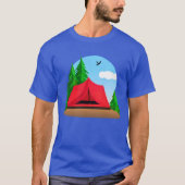 Campingplatz mit Evergreen Trees T-Shirt (Vorderseite)