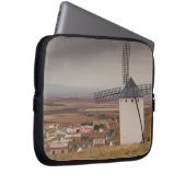 Campo de Criptana, antike Windmühlen La Mancha Laptopschutzhülle (Vorne Rechts)