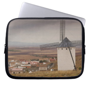 Campo de Criptana, antike Windmühlen La Mancha Laptopschutzhülle