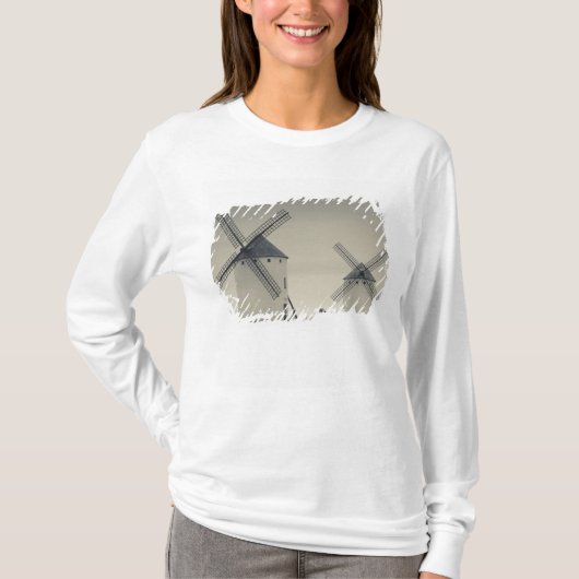 Campo de Criptana, antike Windmühlen von La Mancha T-Shirt (Vorderseite)