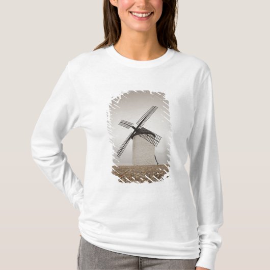 Campo de Criptana, antike Windmühlen von La Mancha T-Shirt (Vorderseite)