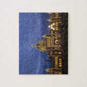 CANADA, British Columbia, Victoria. Abend Puzzle (Vertikal)