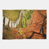 CANADA, British Columbia, Victoria.Herbst Handtuch (Horizontal)