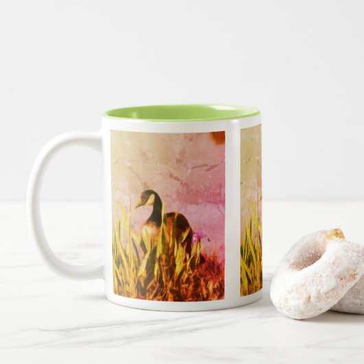 Canada Goose Irises 2 Nature Art Zweifarbige Tasse (Mit Donut)