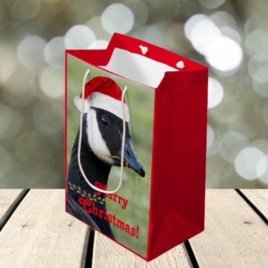 Canada Goose Wear Red Weihnachtsmannmütze Holiday Mittlere Geschenktüte