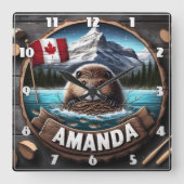 Canadian Beaver Holding Nesting Material by Lake Quadratische Wanduhr (Vorderseite)