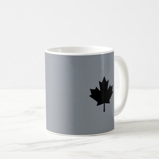 Canadian Black Maple Leaf auf Grau Kaffeetasse (VorderseiteRechts)