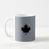 Canadian Black Maple Leaf auf Grau Kaffeetasse (Links)