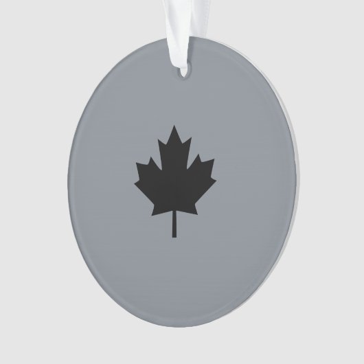 Canadian Black Maple Leaf auf Grau Ornament (Vorderseite)