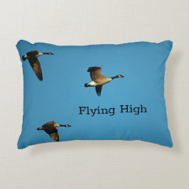 Canadian geese in flight dekokissen