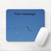 Canadian geese in flight mousepad (Mit Mouse)