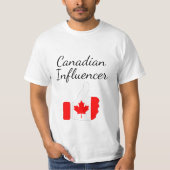 Canadian Influencer hält den Lighthouse Route T-S T-Shirt (Vorderseite)