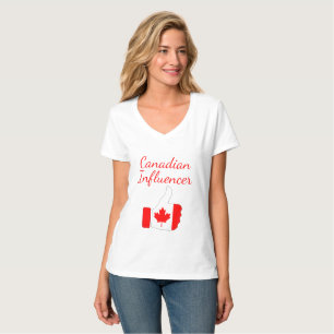 Canadian Influencer hebt den Lighthouse-Weg auf T-Shirt